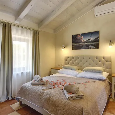 Azur Villa *